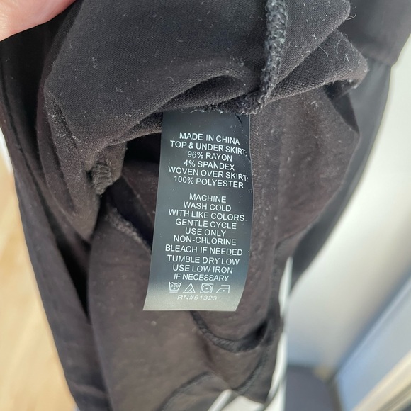 Vince Camuto maxi dress. - Picture 6 of 6